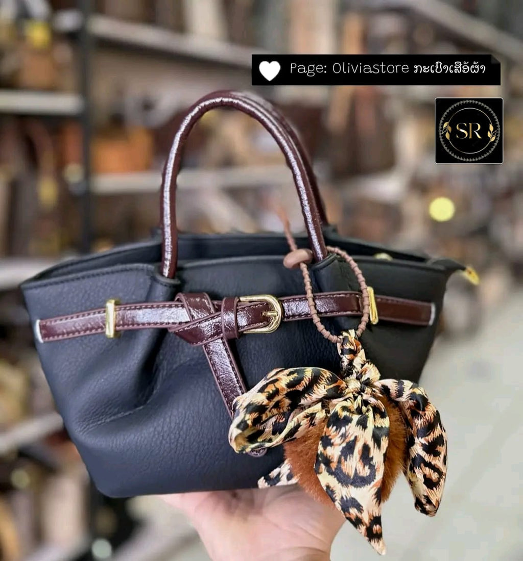 HIGH QUALITY  IMPORTED HANDBAG AND SHOULDER BAG