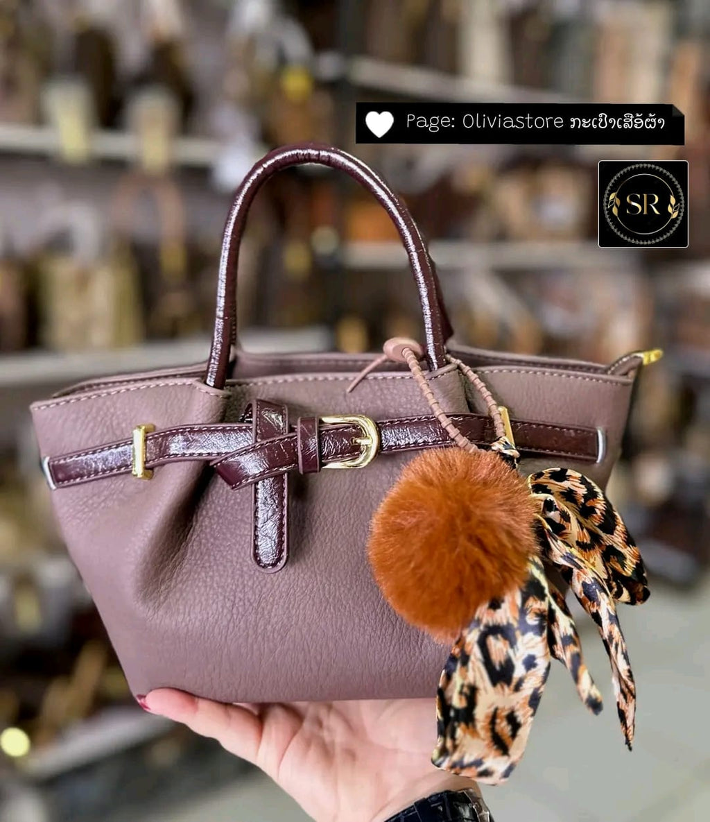 HIGH QUALITY  IMPORTED HANDBAG AND SHOULDER BAG
