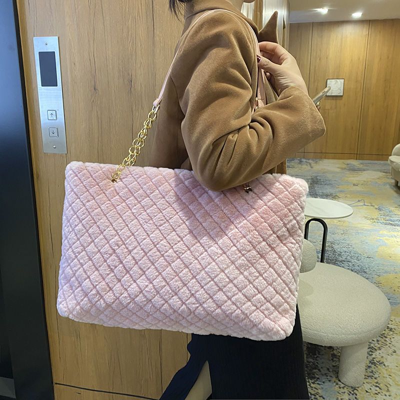 Fur  hand bag