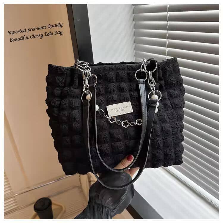 Designer, Stylish And Light Weight Tote Bag