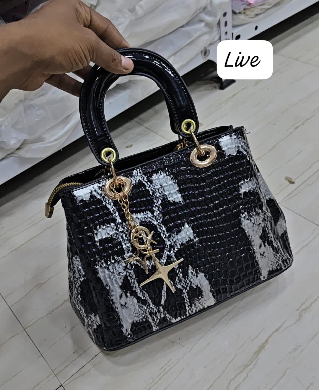 hand bag