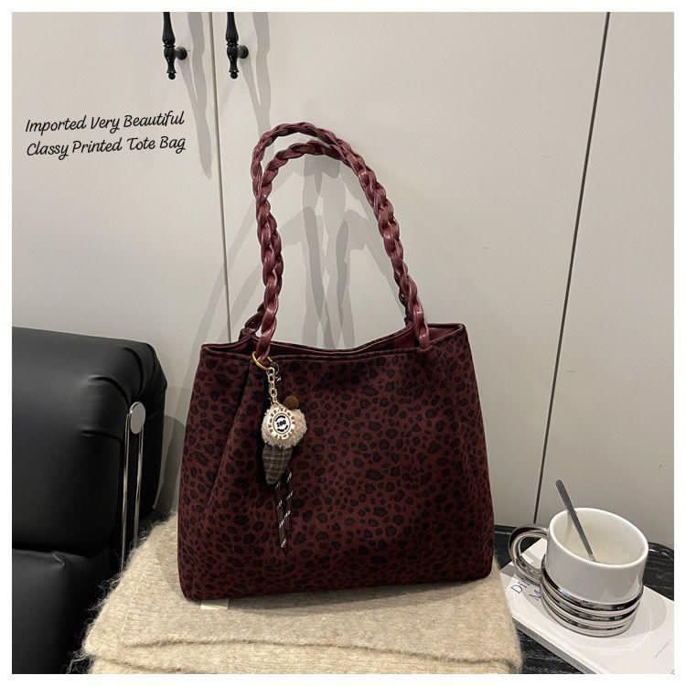 lmported  & Classy  Printed Tote Bag With  kaychain