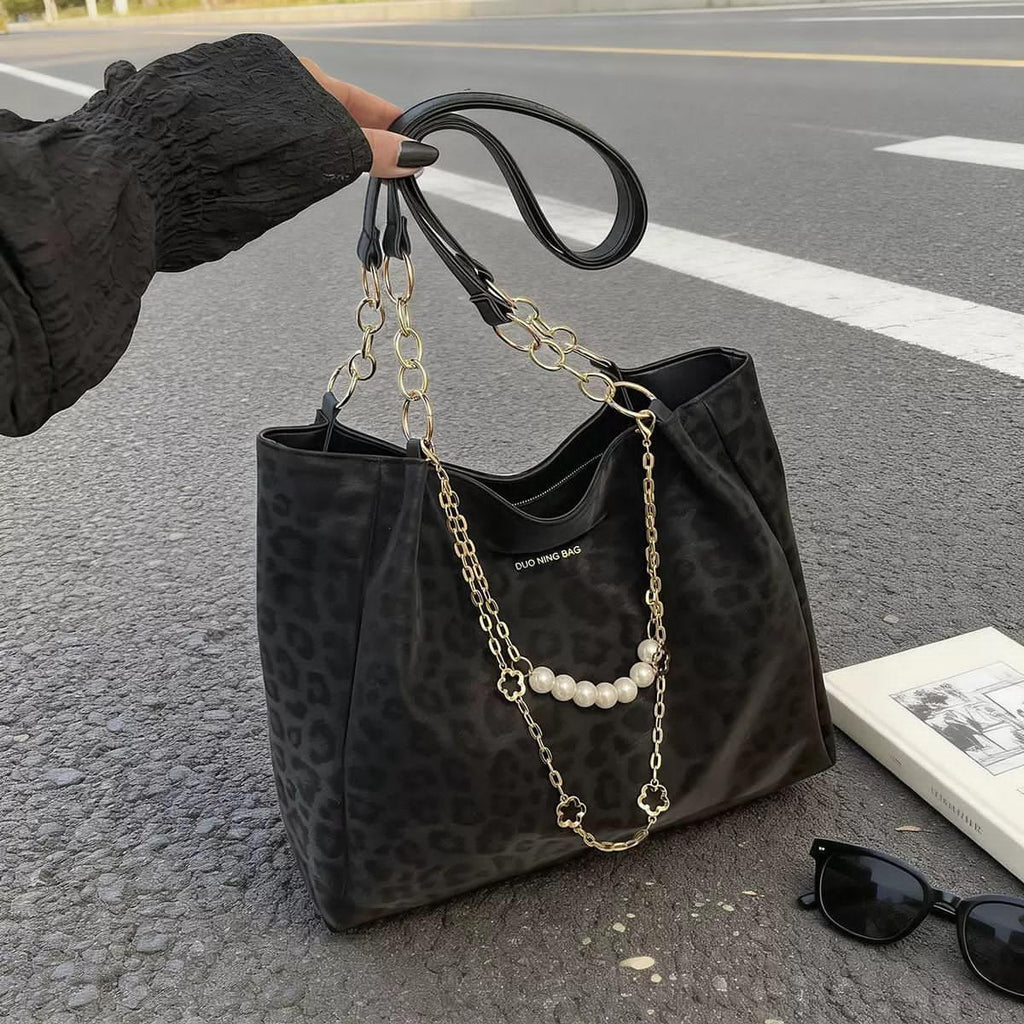Imported premium Quality  Classy Tote Bag & Pearl Kaychain