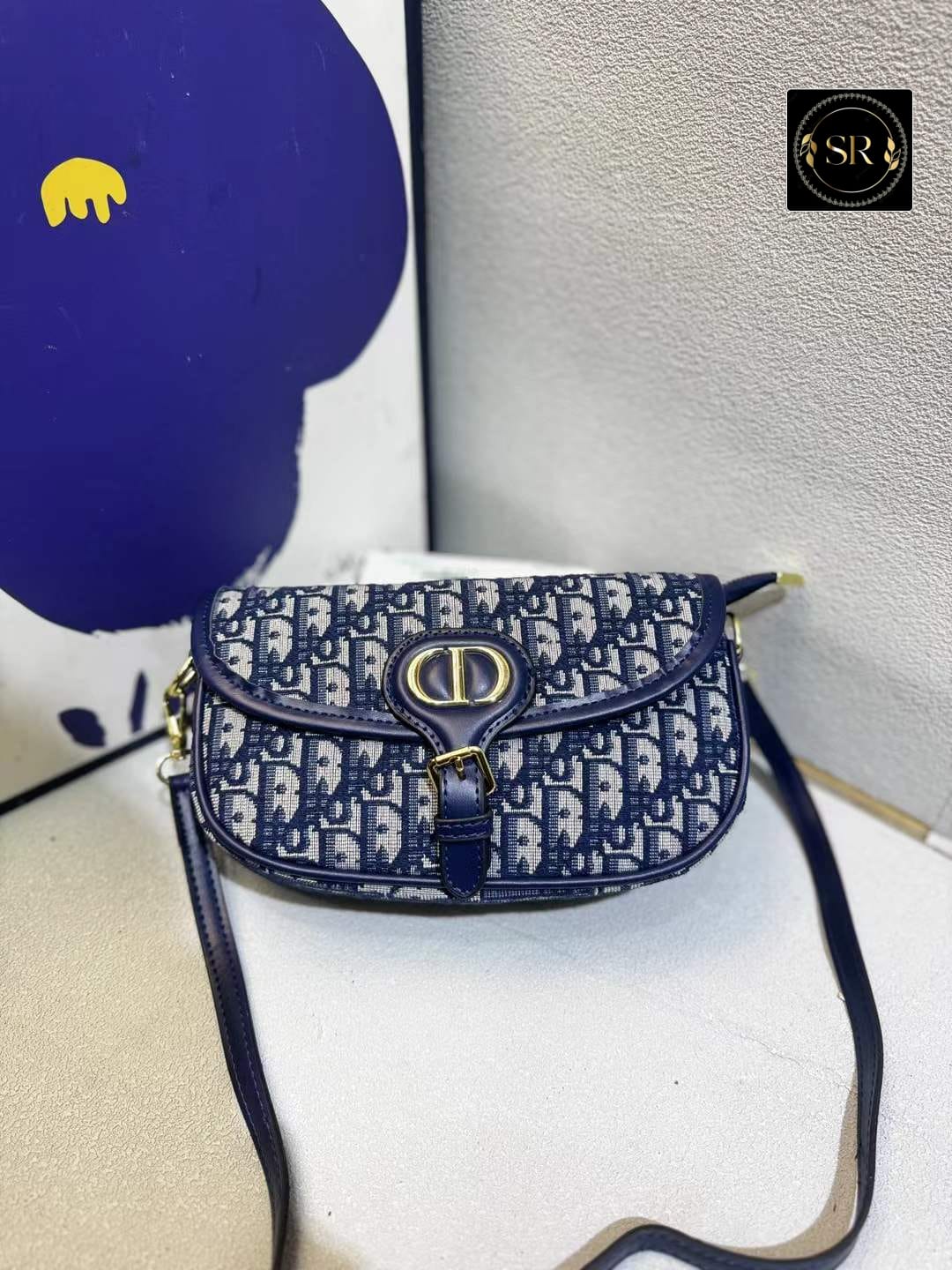DIOR