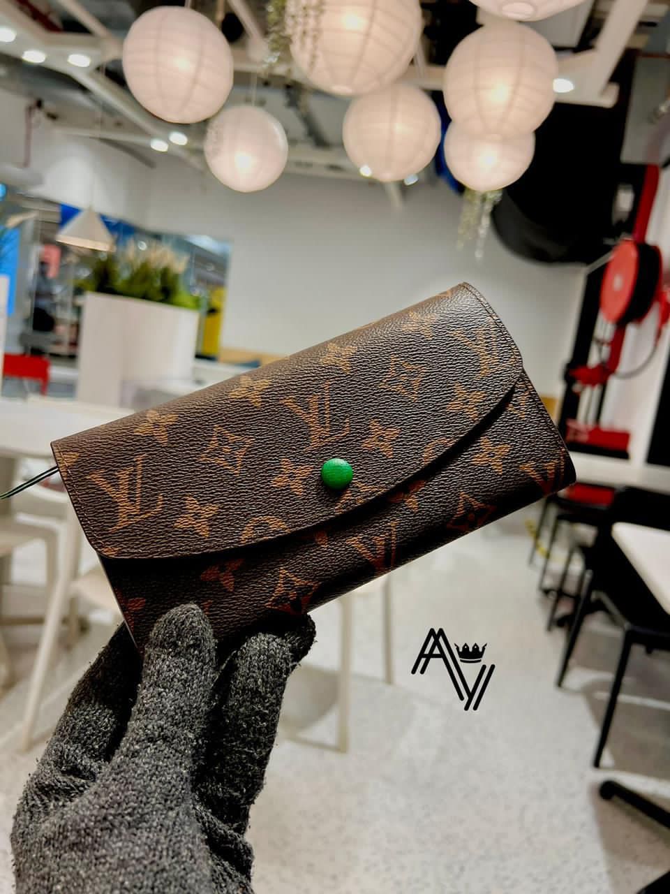 CARTEIRA LOUISVUITTON VICTORINE MONOGRAM WALLETS