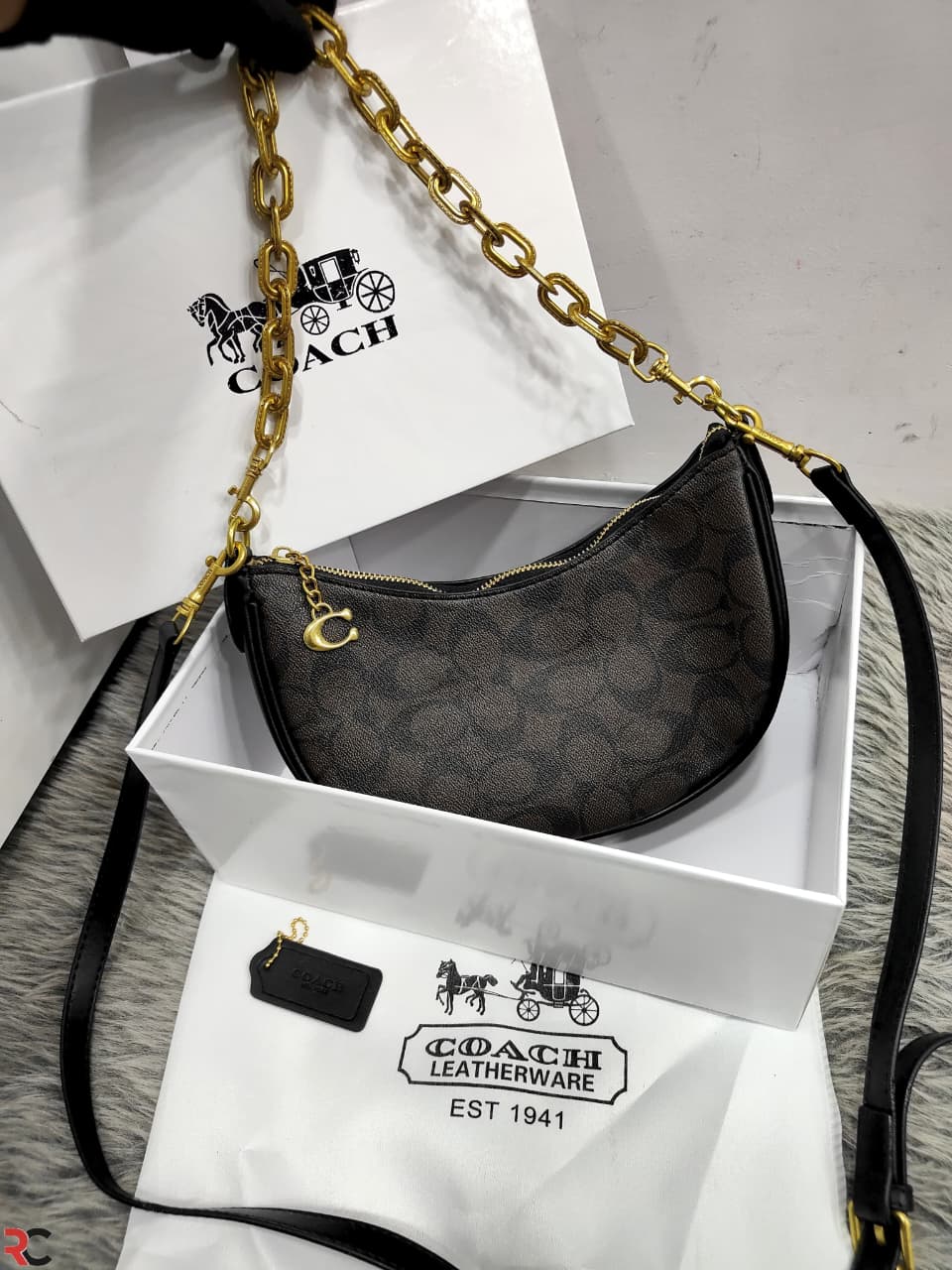 COACH