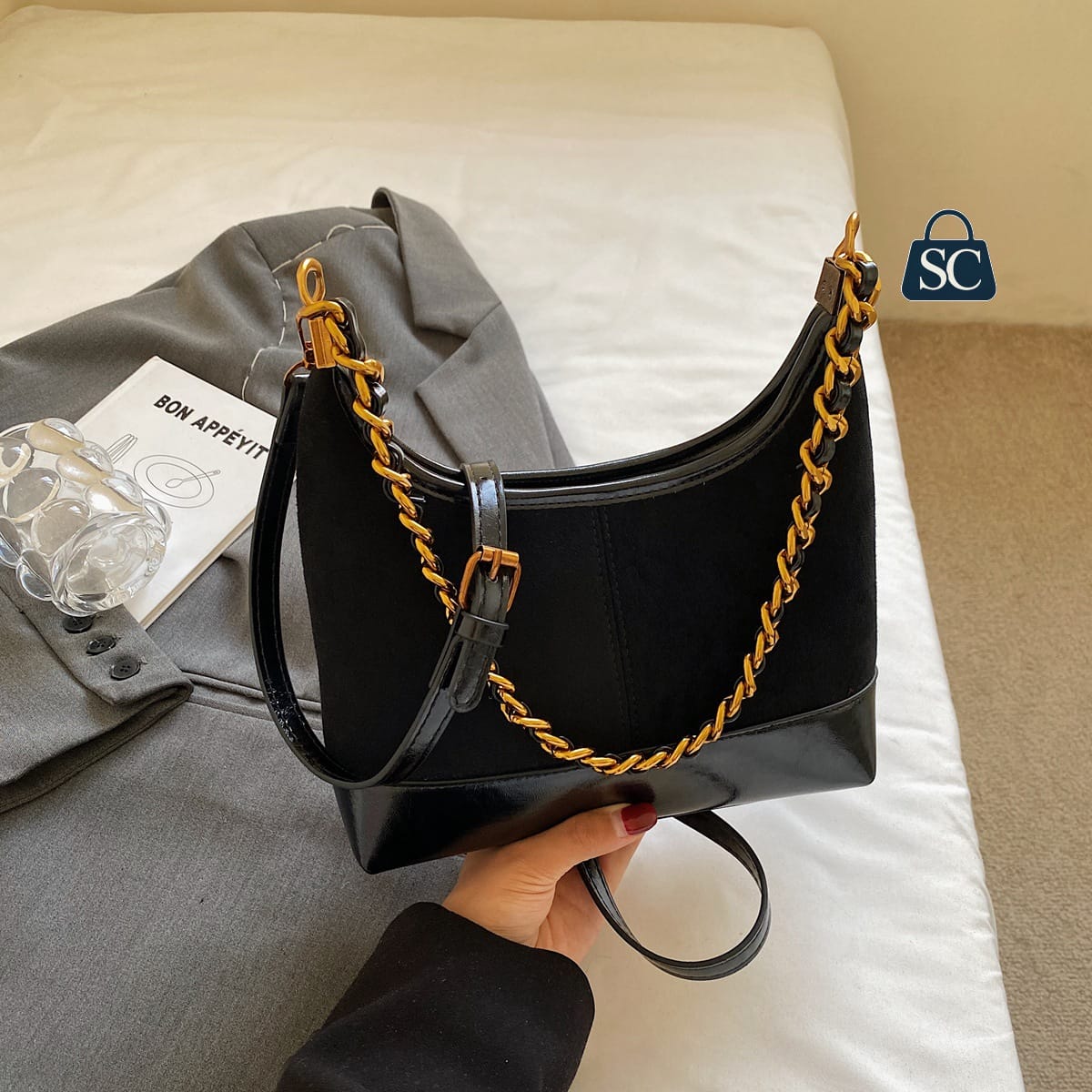 IMPORTED SHOULDER BAG
