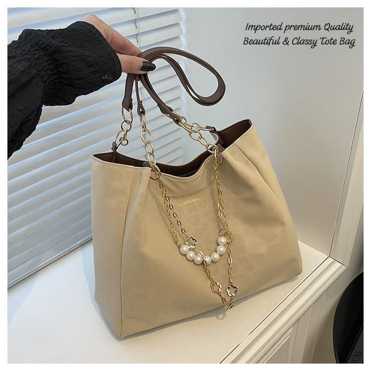 Imported premium Quality Very Beautiful & Classy Tote Bag & Pearl Kaychain