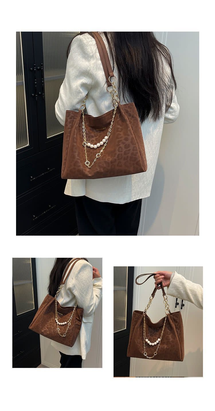 Imported premium Quality Very Beautiful & Classy Tote Bag & Pearl Kaychain