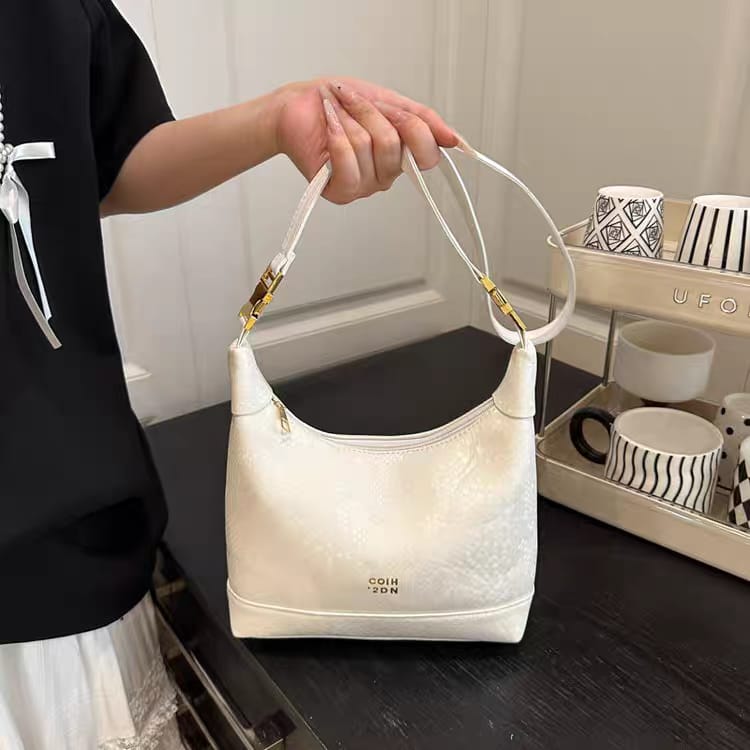 Imported Very Beautiful Designer & Stylish 3D  Sling Bag