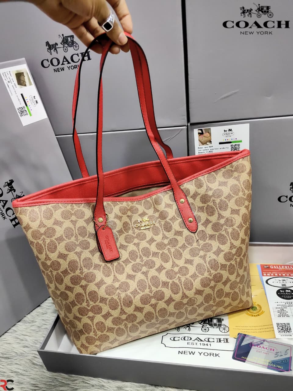 COACH