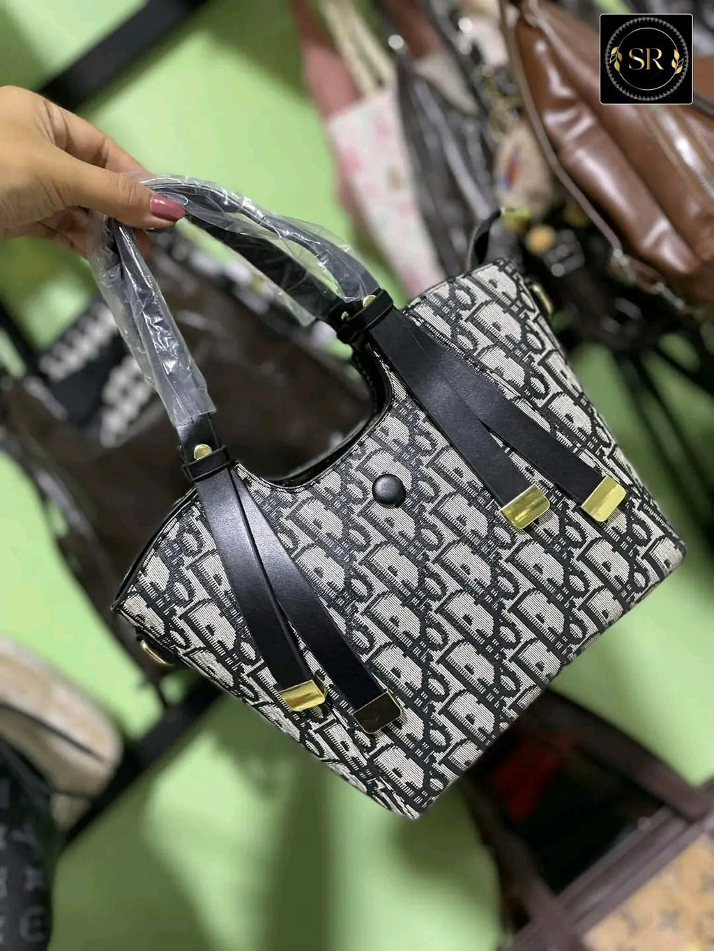 IMPORTED HANDBAG AND SHOULDER SLING BAG