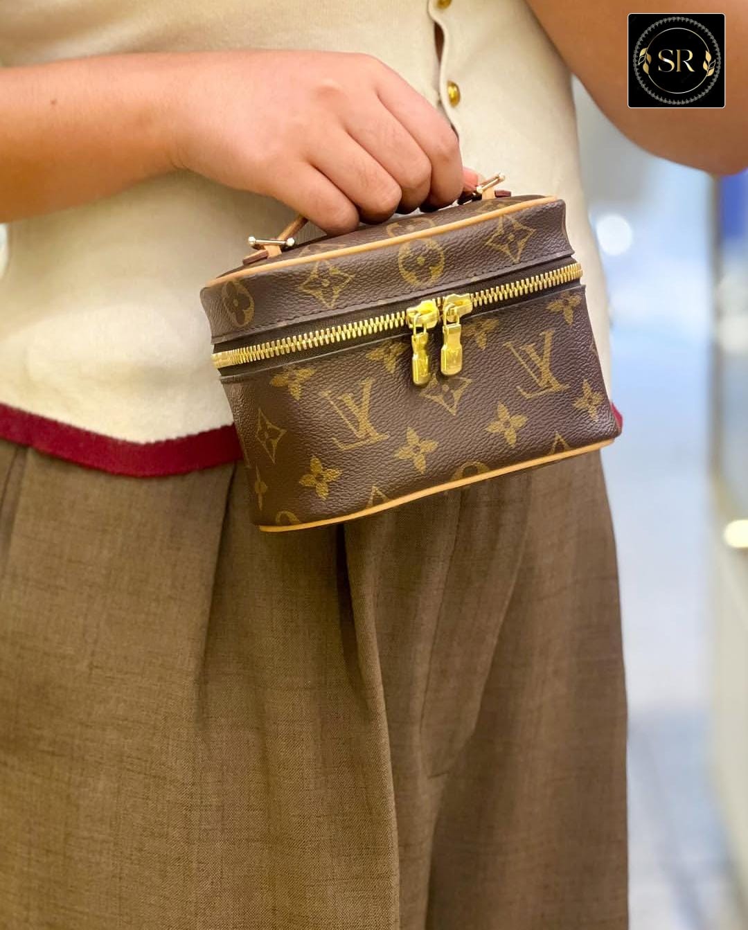 LOUIS VUITTON