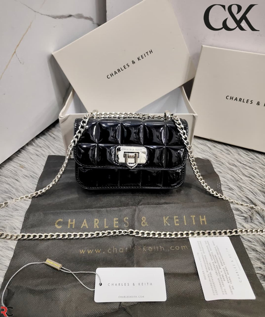CHARLES & KEITH