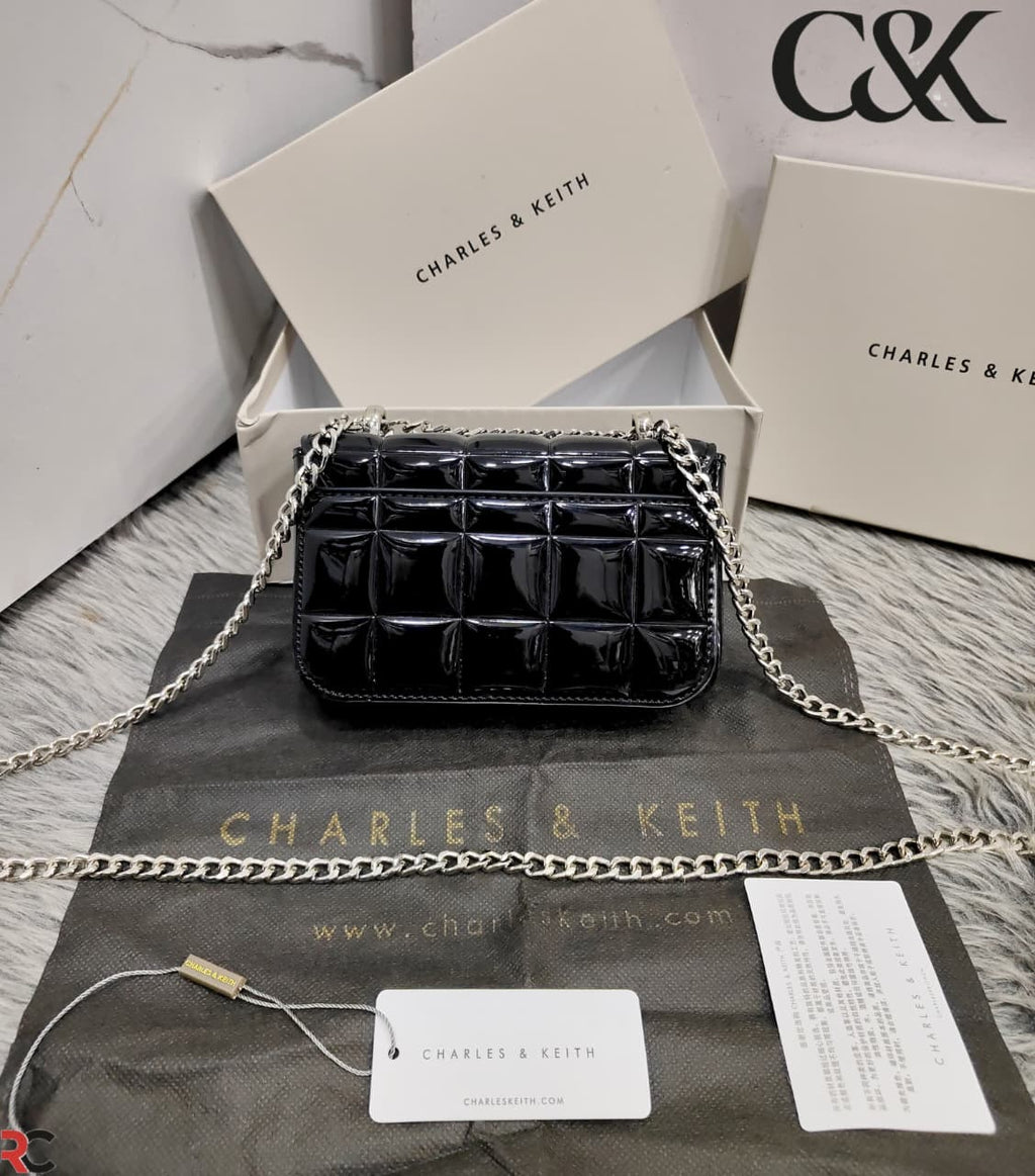 CHARLES & KEITH