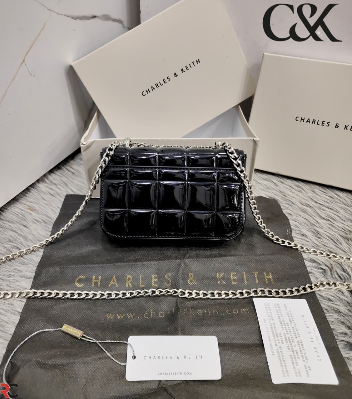 CHARLES & KEITH